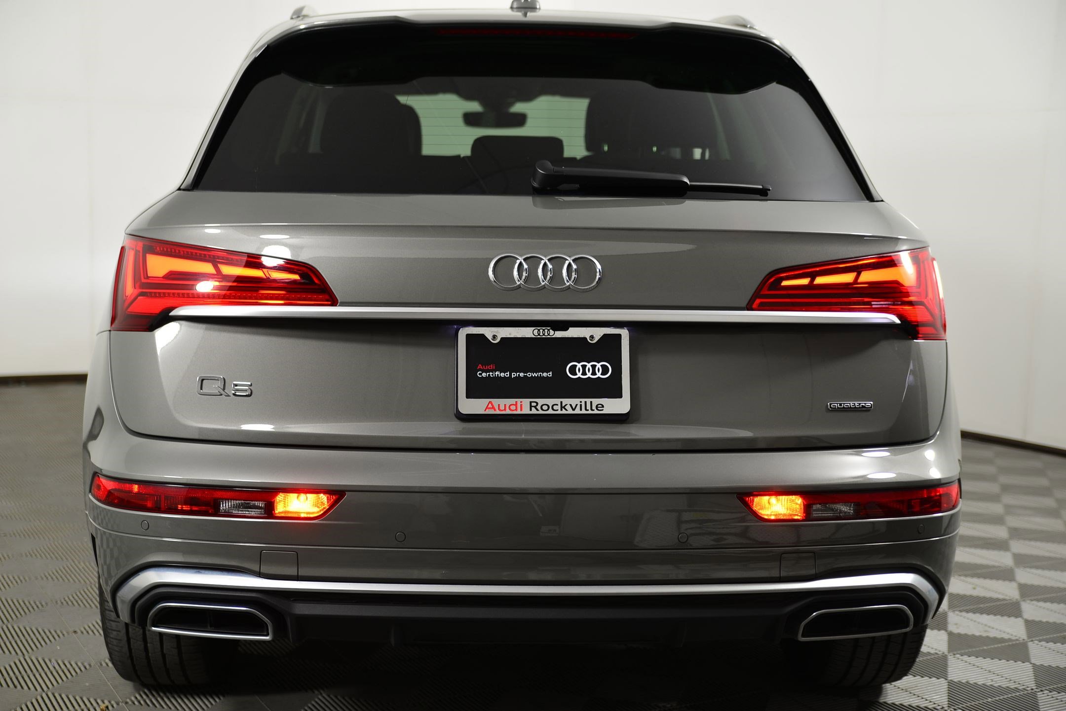 Certified 2023 Audi Q5 2.0T Premium w/ Convenience Package image 8