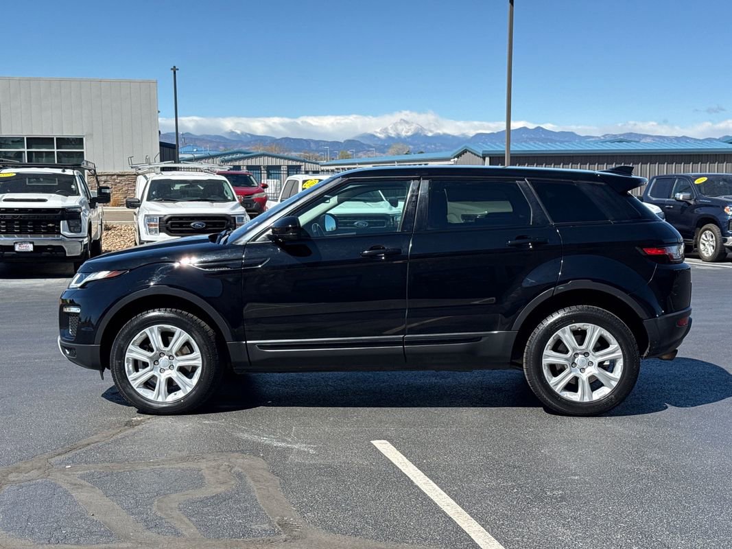 Used 2017 Land Rover Range Rover Evoque SE Premium image 8