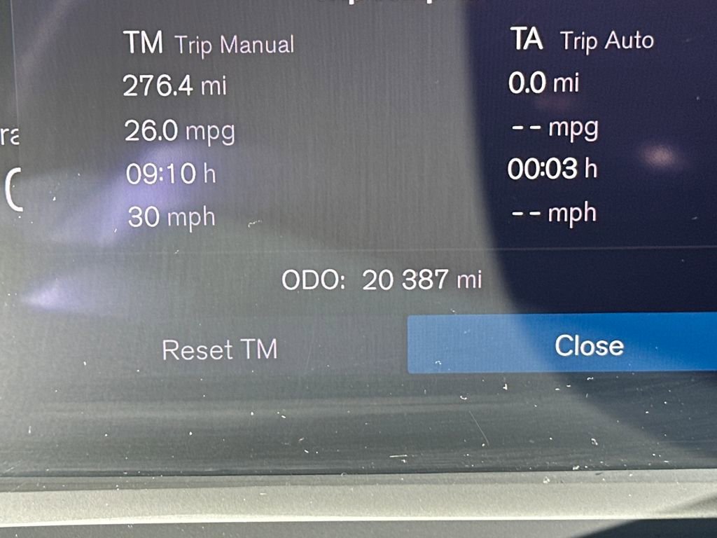 Used 2024 Volvo XC60 B5 Plus w/ Protection Package Premier image 21