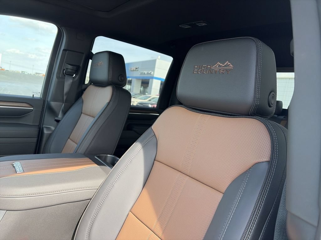 New 2026 Chevrolet Silverado 3500 High Country w/ High Country Premium Package AWD/4WD image 11