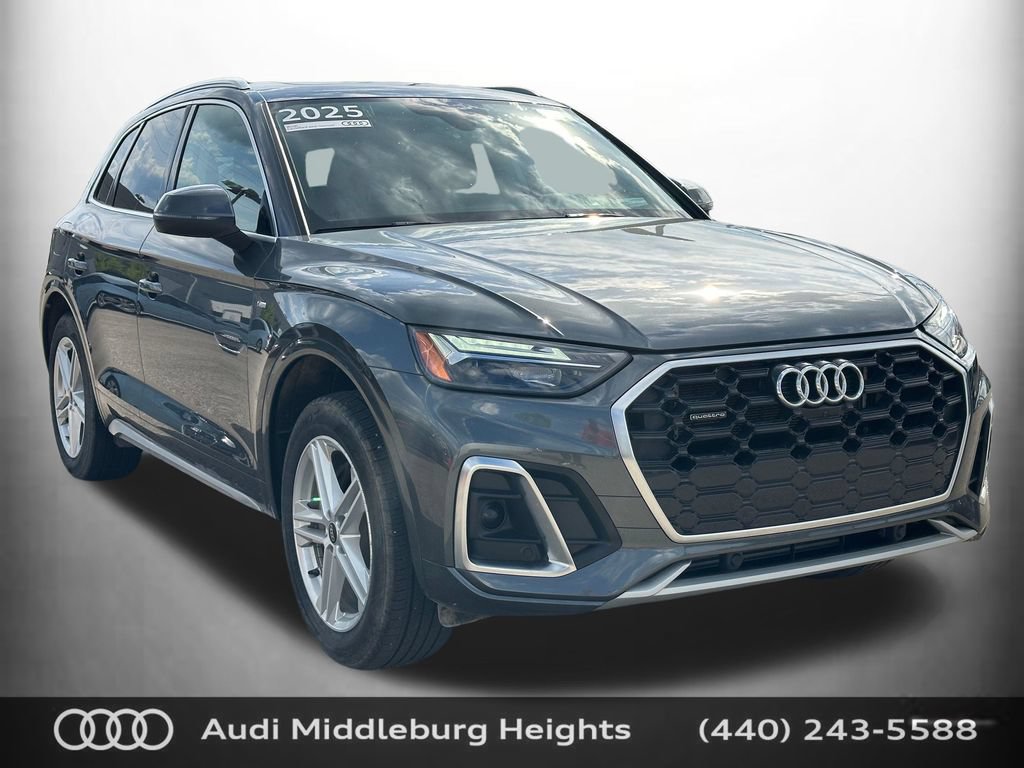 Certified 2025 Audi Q5 e Premium Plus w/ Premium Plus Package AWD/4WD image 1