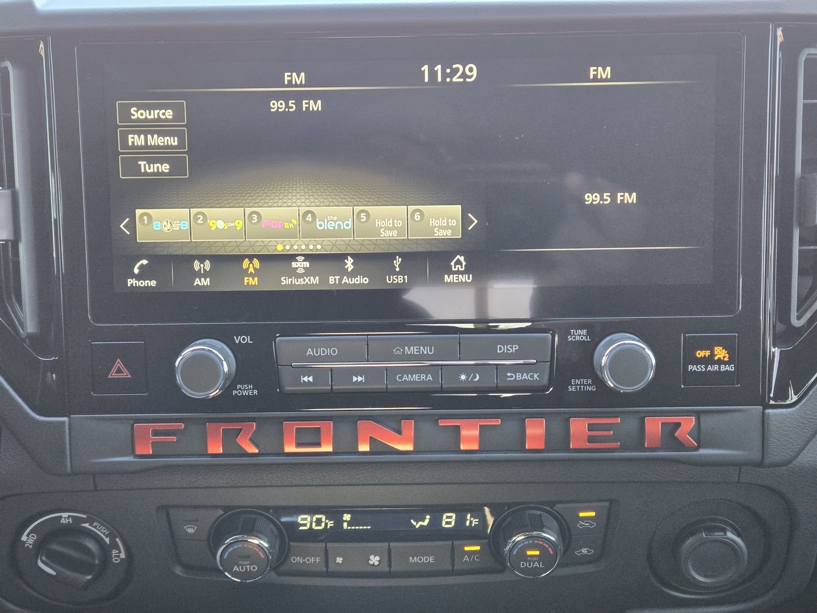 Used 2025 Nissan Frontier PRO-4X image 20