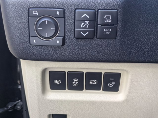 Used 2023 Lexus GX 460 Luxury w/ Accessory Package image 10