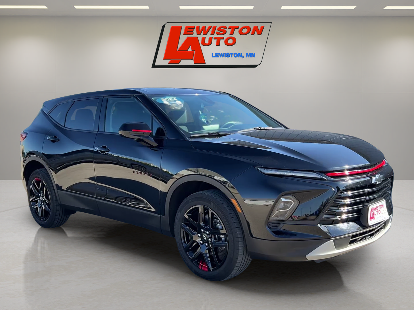Used 2024 Chevrolet Blazer LT w/ Redline Edition AWD/4WD image 7