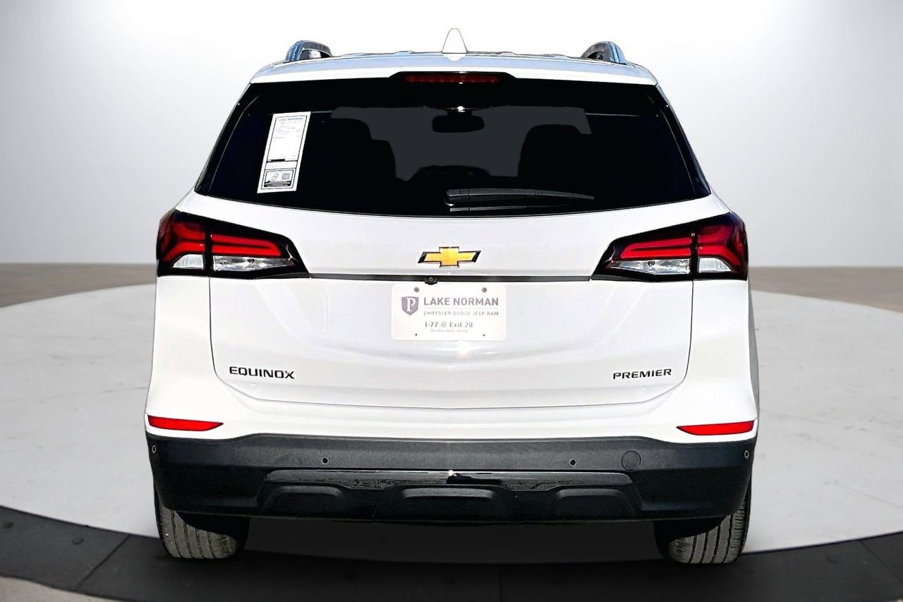 Used 2023 Chevrolet Equinox Premier image 8