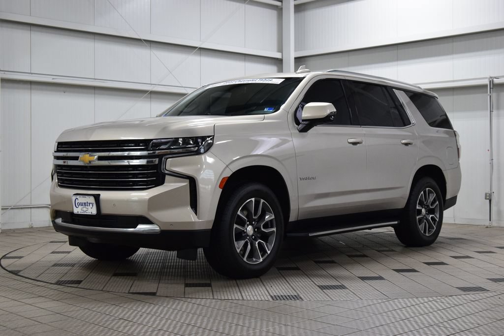 Used 2022 Chevrolet Tahoe LT w/ Luxury Package AWD/4WD image 3