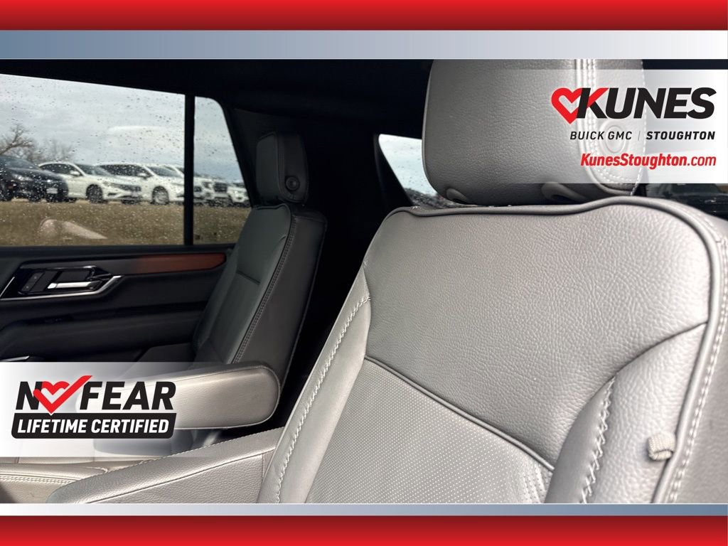 Used 2025 GMC Yukon Denali image 44