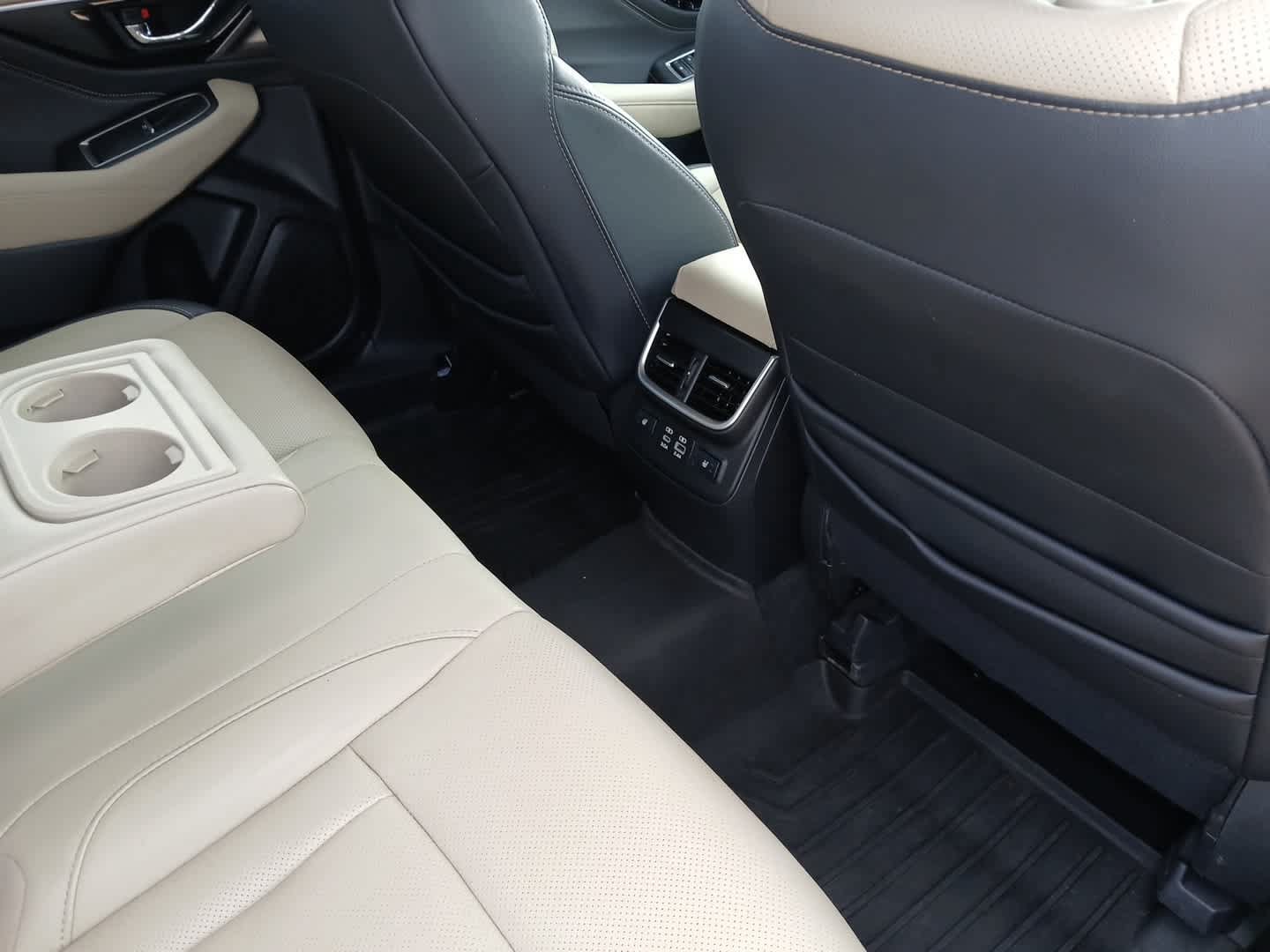 Used 2024 Subaru Outback Limited AWD/4WD image 59
