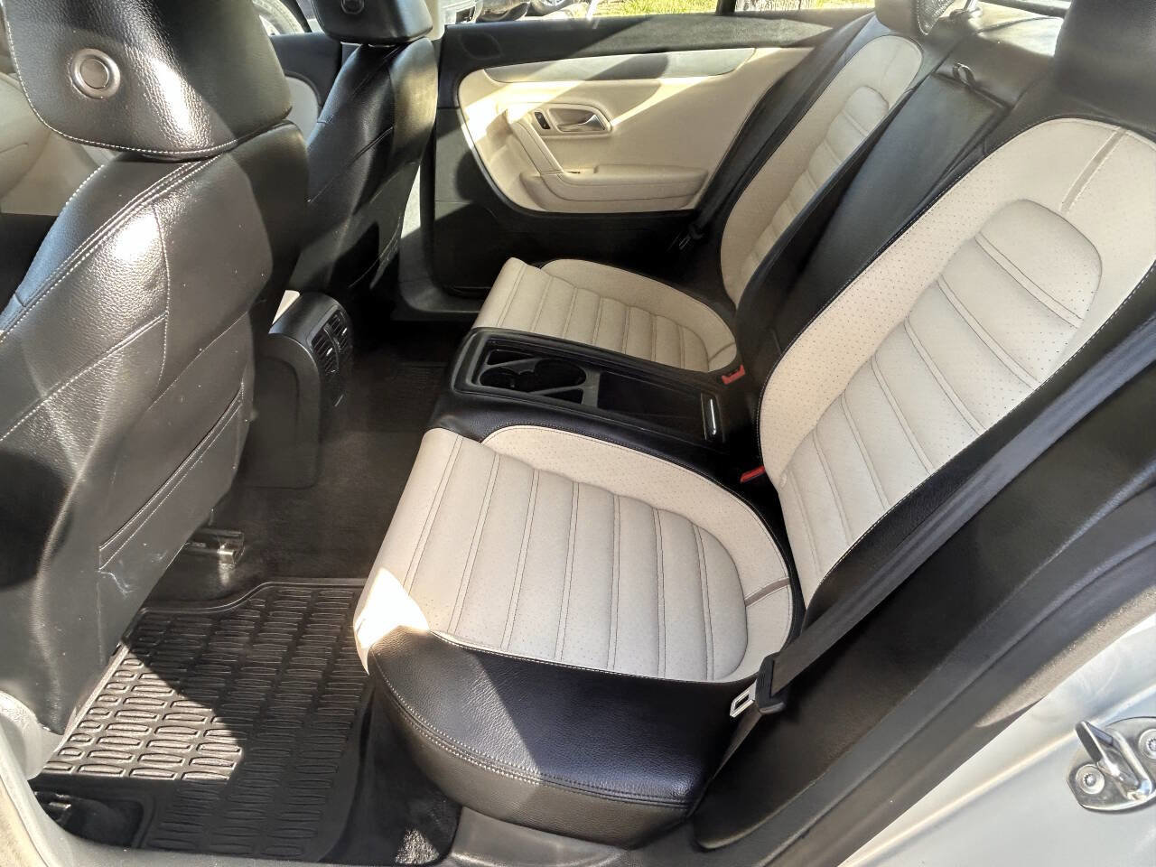 Used 2012 Volkswagen CC Sport image 10