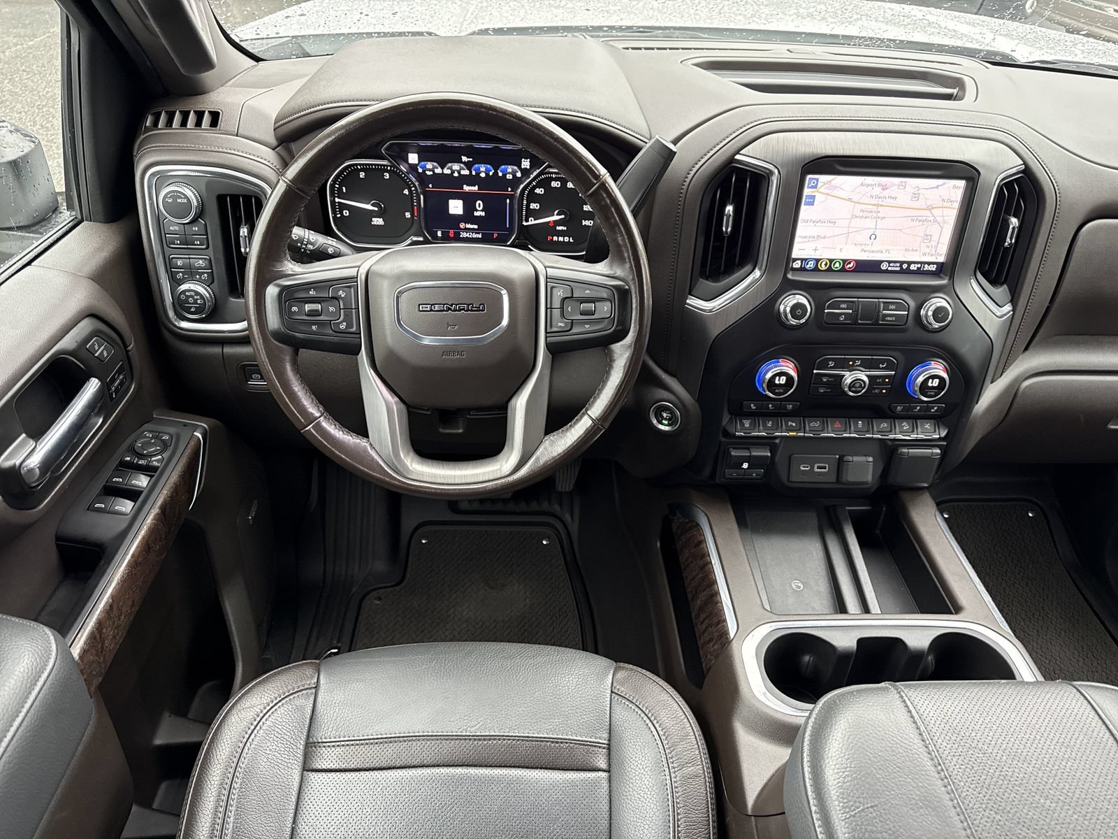 Used 2023 GMC Sierra 2500 Denali w/ Denali Ultimate Package AWD/4WD image 12