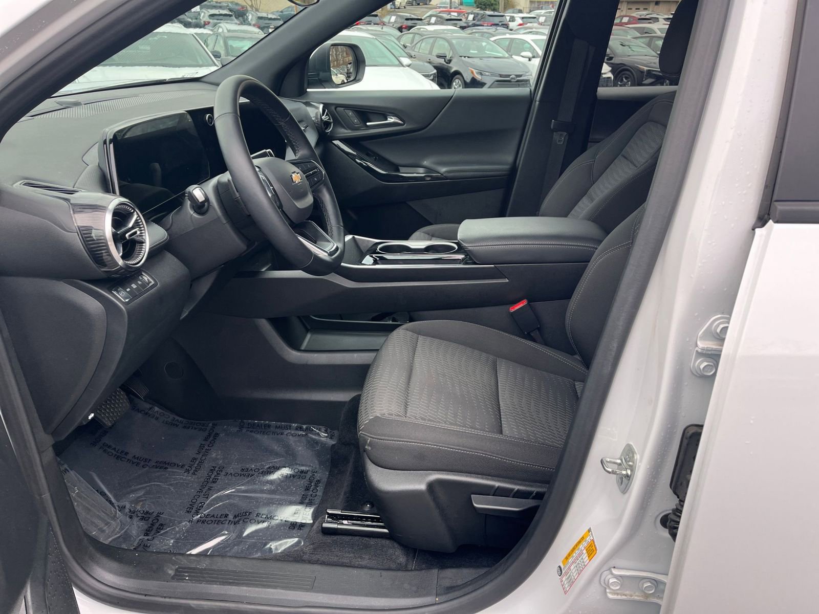 Used 2025 Chevrolet Equinox LT image 21