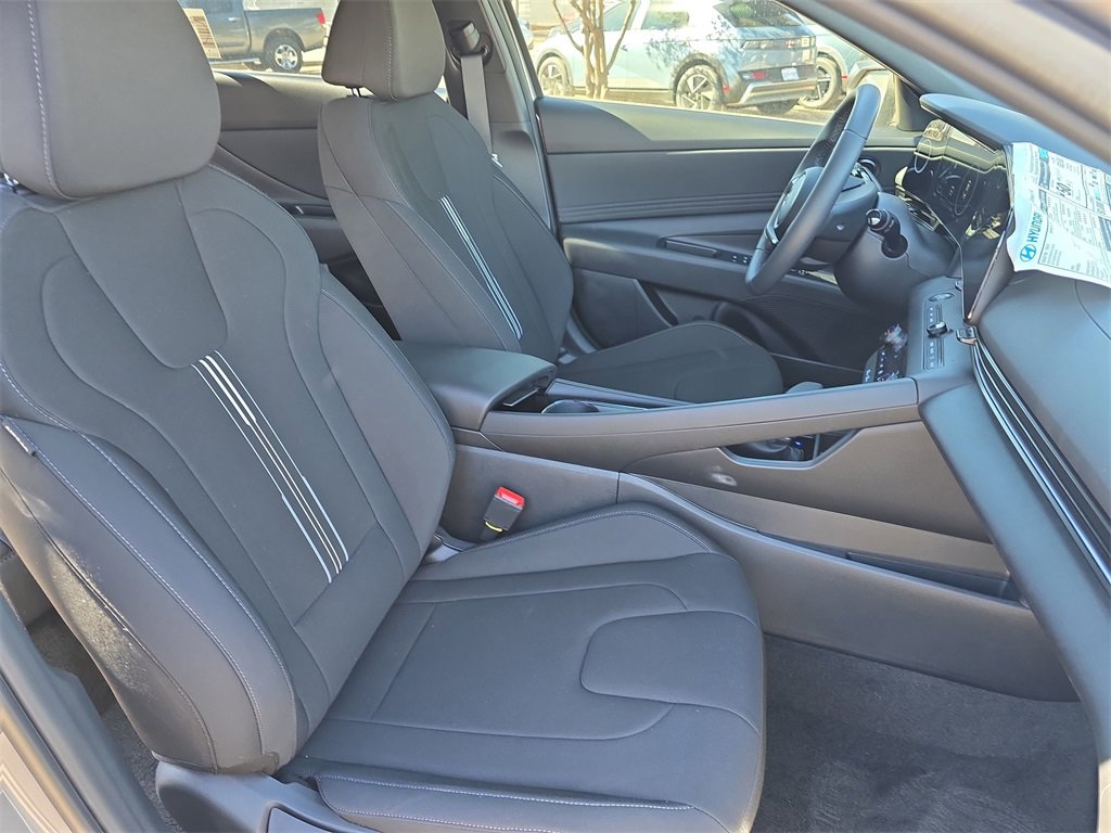 New 2026 Hyundai Elantra Sport image 10