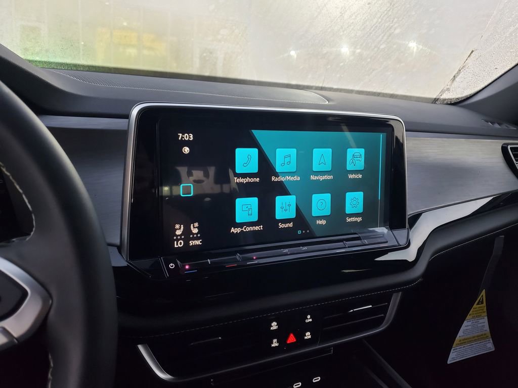 New 2026 Volkswagen Atlas Cross Sport SE image 9