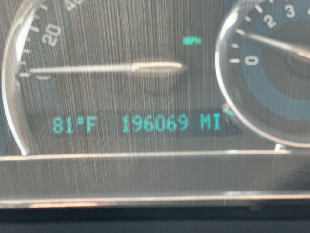 Used 2011 Chevrolet HHR LT FWD image 13