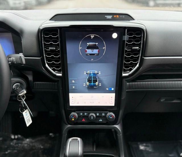 New 2026 Ford Ranger XLT w/ Equipment Group 301A High image 23