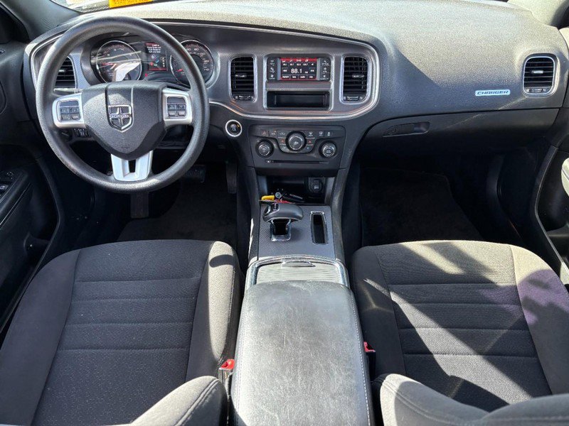 Used 2013 Dodge Charger SE RWD image 13