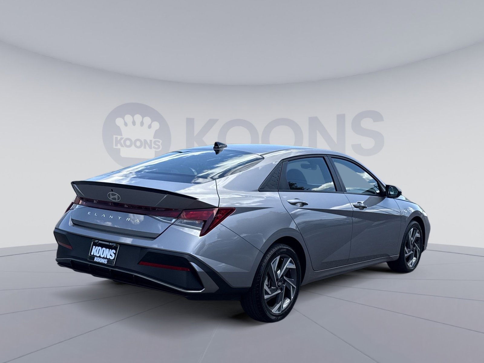 Certified 2025 Hyundai Elantra Sport FWD image 7