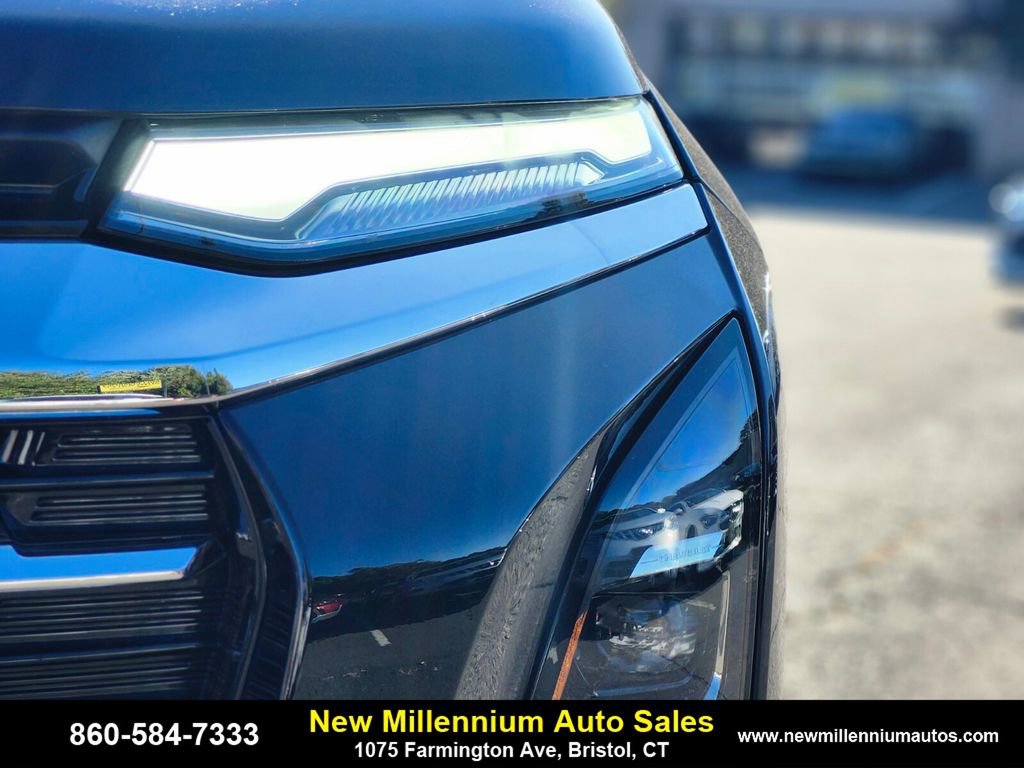 Used 2025 Chevrolet Equinox LT image 10