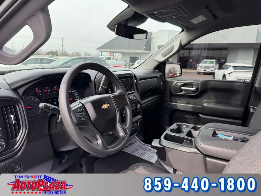 Used 2024 Chevrolet Silverado 1500 Custom image 3