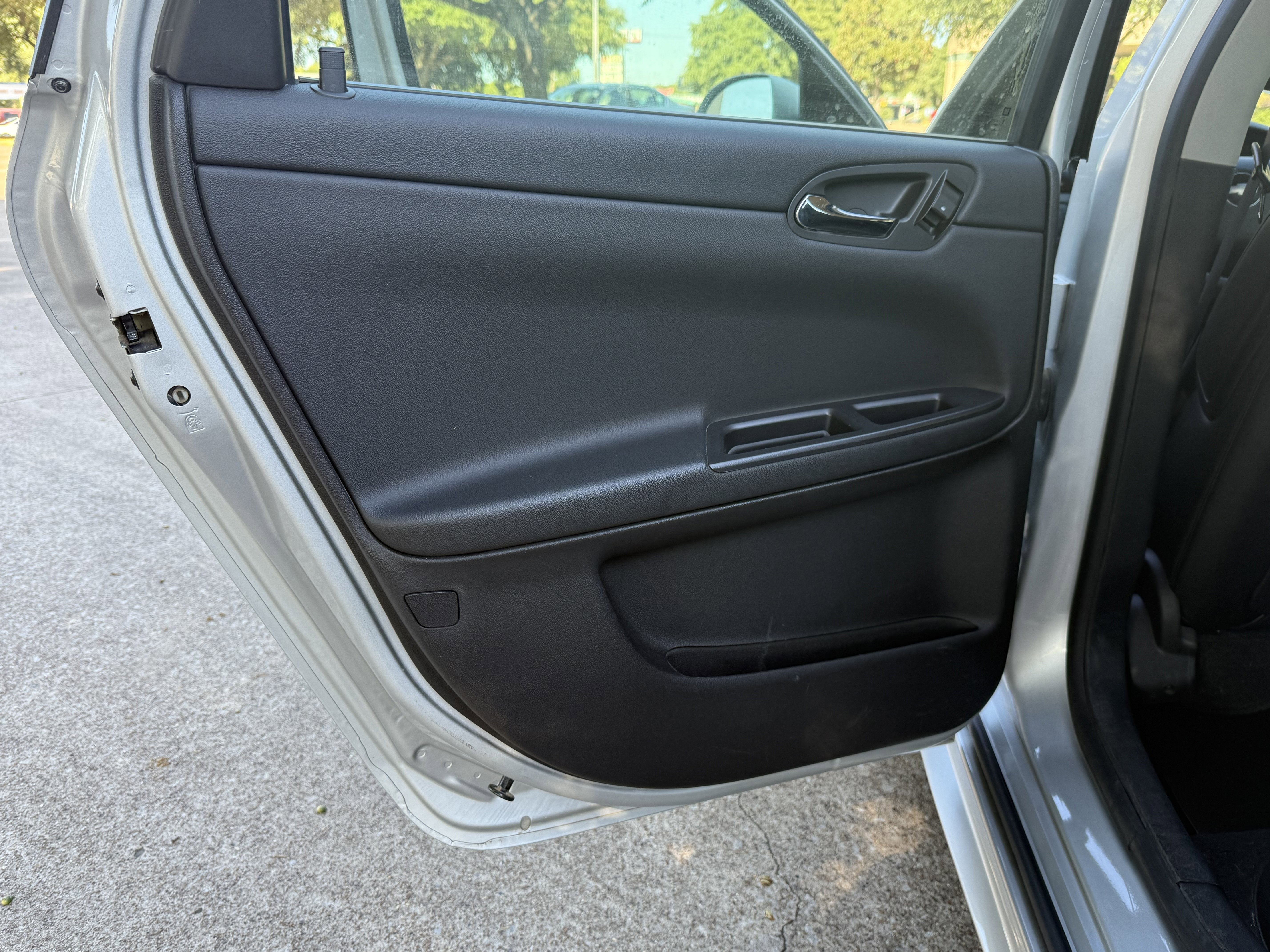 Used 2016 Chevrolet Impala LTZ image 17