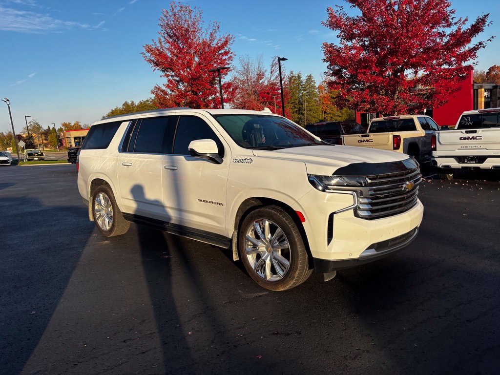 Used 2021 Chevrolet Suburban High Country AWD/4WD image 4