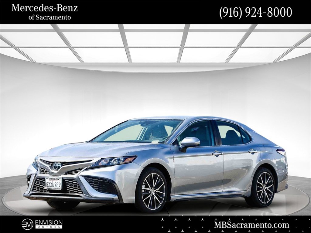 Used 2021 Toyota Camry SE