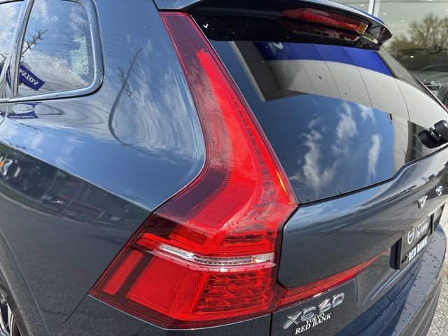 Used 2025 Volvo XC60 B5 Plus w/ Climate Package AWD/4WD image 11