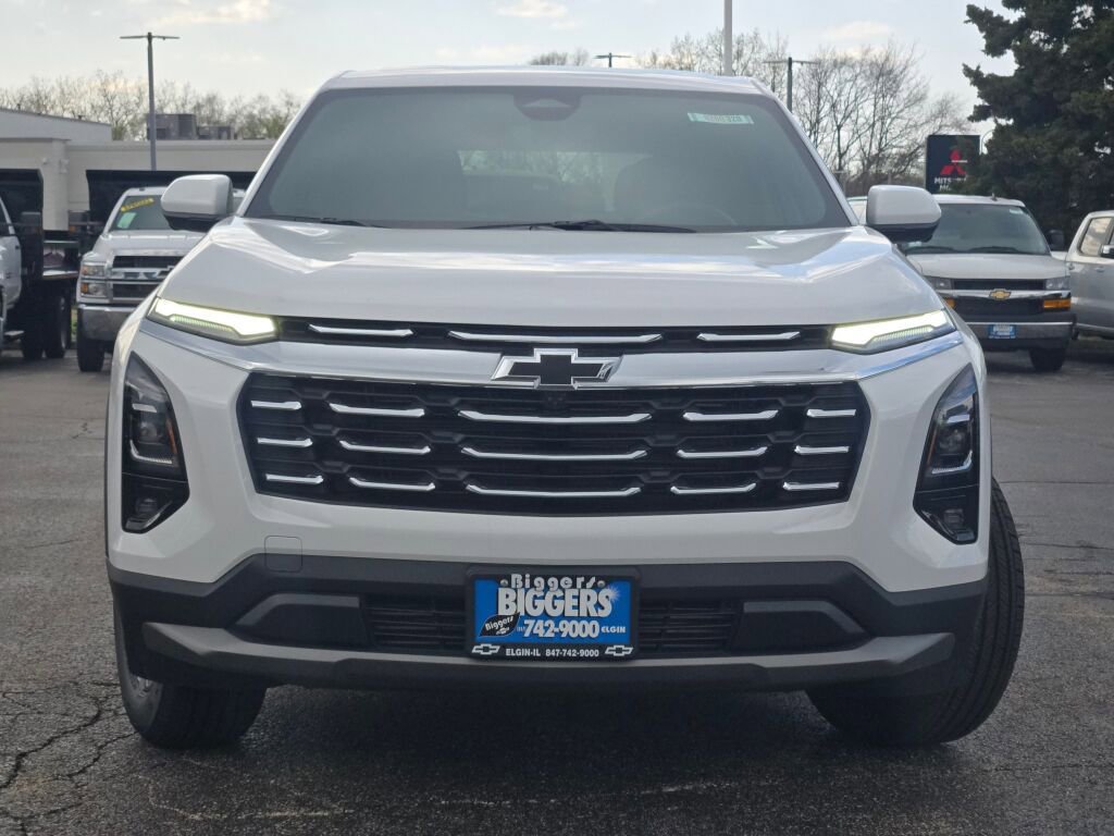 New 2026 Chevrolet Equinox LT w/ Safety and Technology Package AWD/4WD image 4