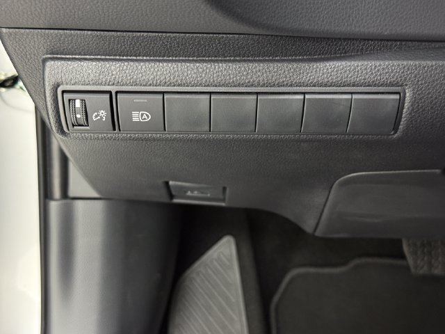 Used 2026 Toyota Corolla XSE FWD image 14