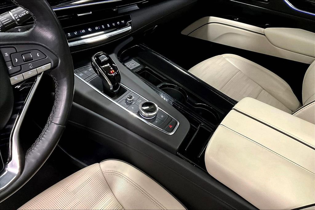 Certified 2023 Cadillac Escalade Sport w/ LPO, ONYX Package image 18