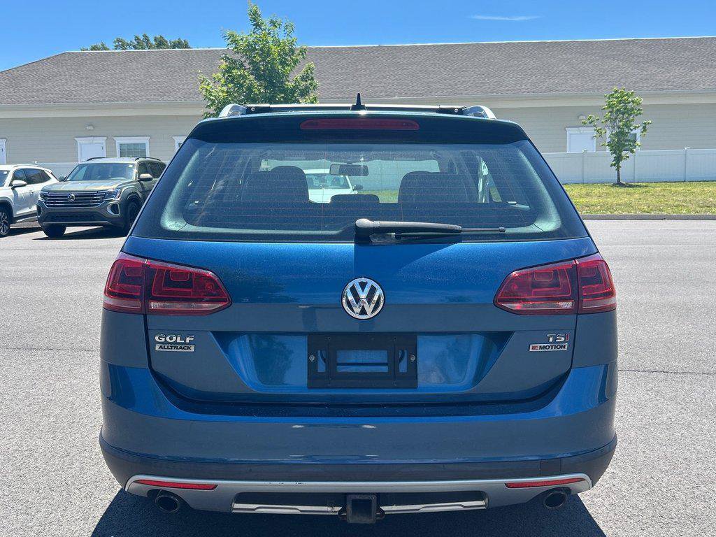 Used 2017 Volkswagen Golf Alltrack SEL AWD/4WD image 4