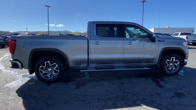 New 2026 GMC Sierra 1500 SLT w/ SLT Premium Plus Package AWD/4WD image 9