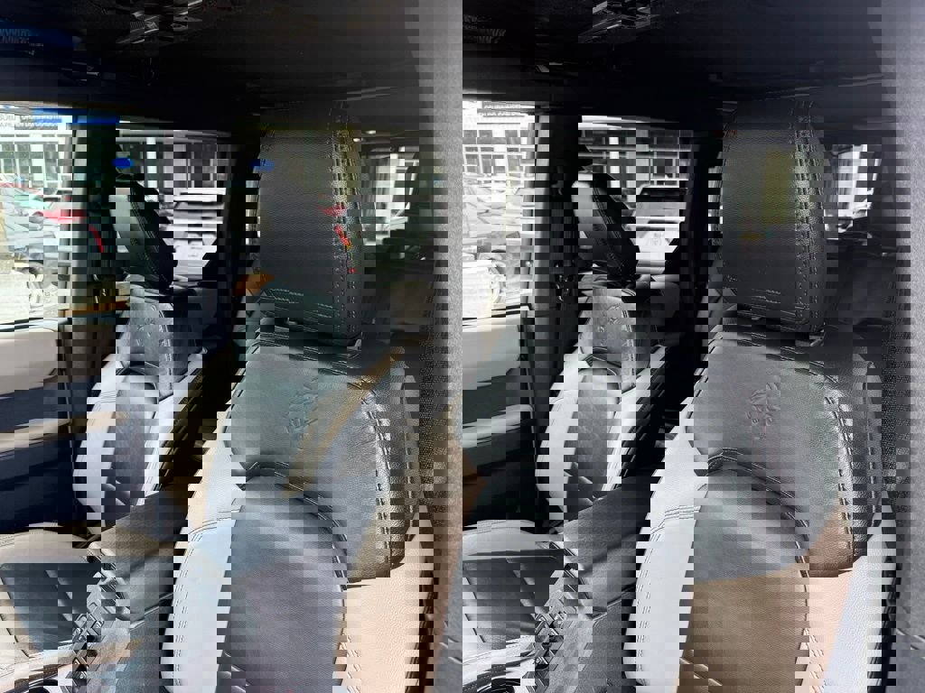 Used 2022 Ford Bronco Wildtrak image 24