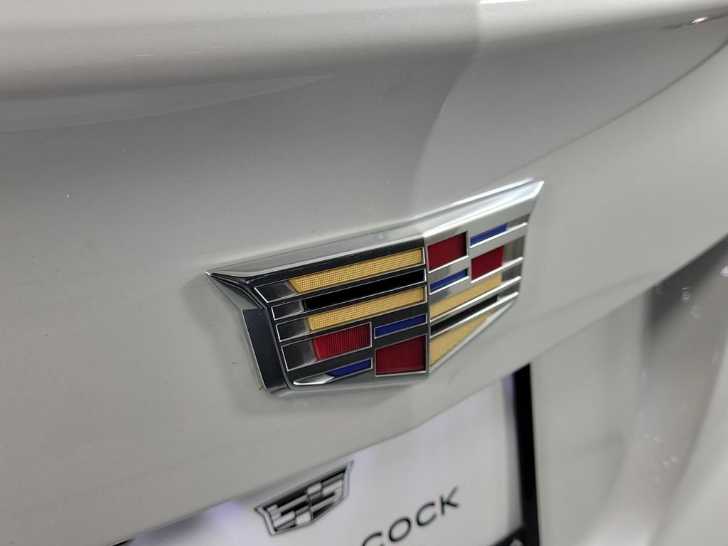 Used 2023 Cadillac XT4 Luxury FWD image 7