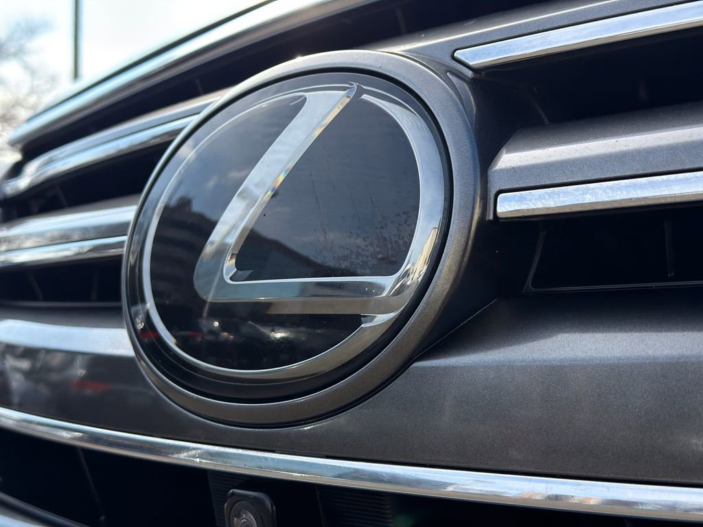 Used 2018 Lexus LX 570 4WD image 15