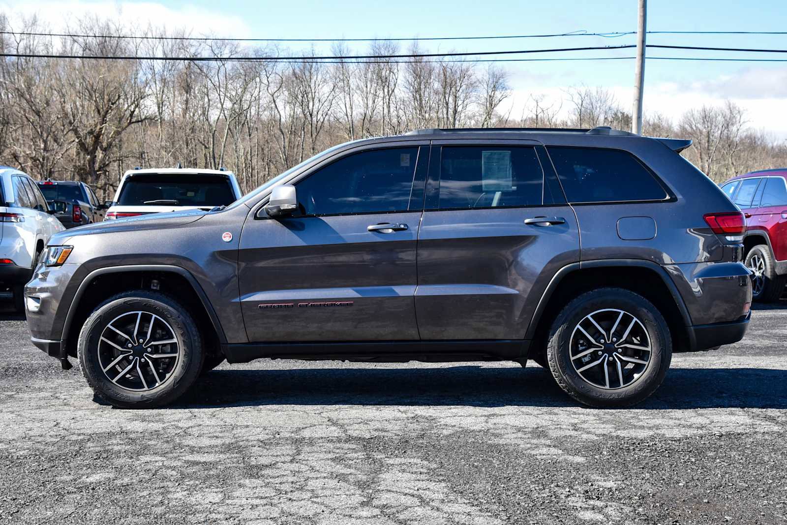 Certified 2021 Jeep Grand Cherokee Trailhawk w/ Trailhawk Luxury Group image 6