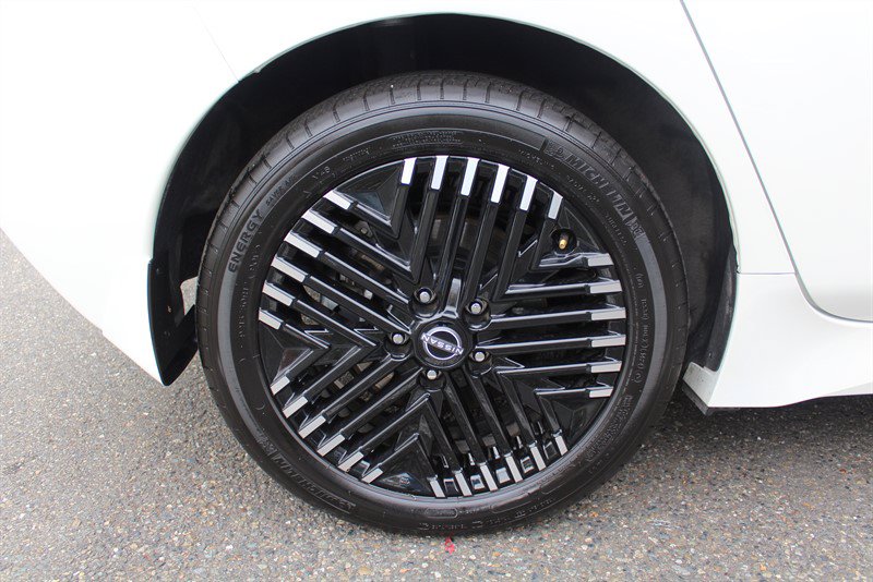 Used 2025 Nissan Leaf SV Plus FWD image 30