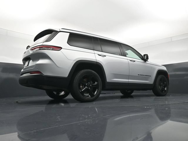 Used 2023 Jeep Grand Cherokee L Laredo AWD/4WD image 24