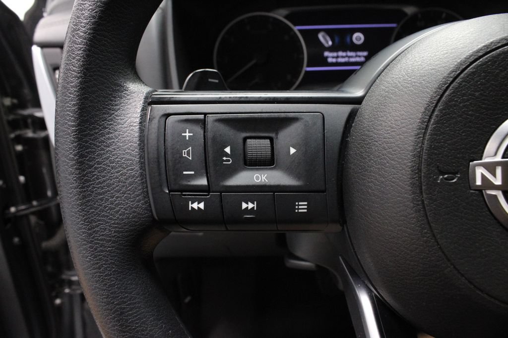 Certified 2024 Nissan Rogue SV AWD/4WD image 26