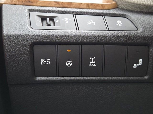 Used 2014 Hyundai Santa Fe Sport 2.0T w/ Technology Package 05 image 18