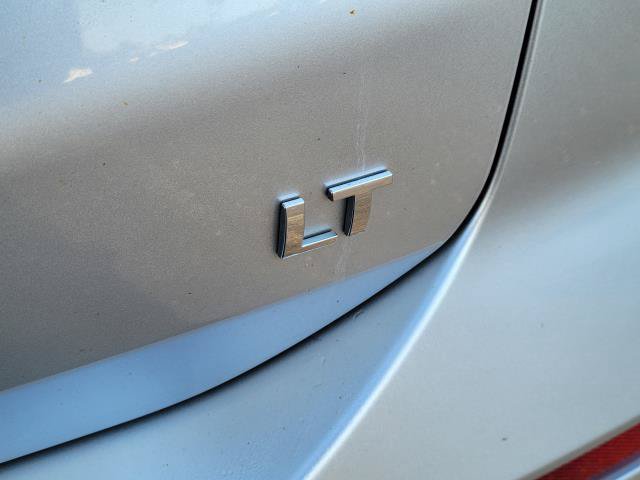 Used 2020 Chevrolet Equinox LT w/ Driver Convenience Package FWD image 6