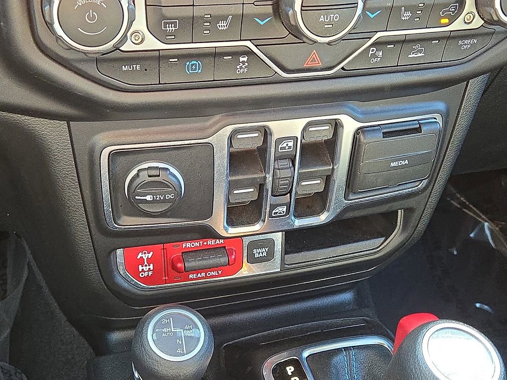 Used 2023 Jeep Wrangler Unlimited Rubicon 4xe image 29