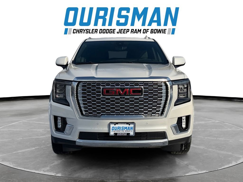 Used 2021 GMC Yukon Denali w/ Denali Premium Package image 8