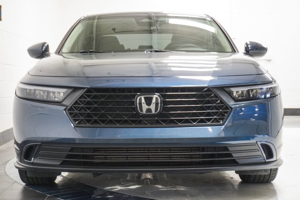 Used 2023 Honda Accord EX image 34