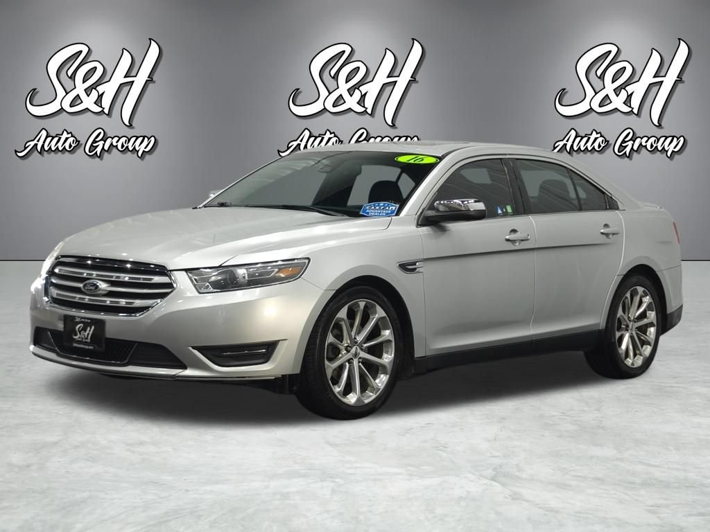 Used 2016 Ford Taurus Limited w/ Equipment Group 301A AWD/4WD image 20