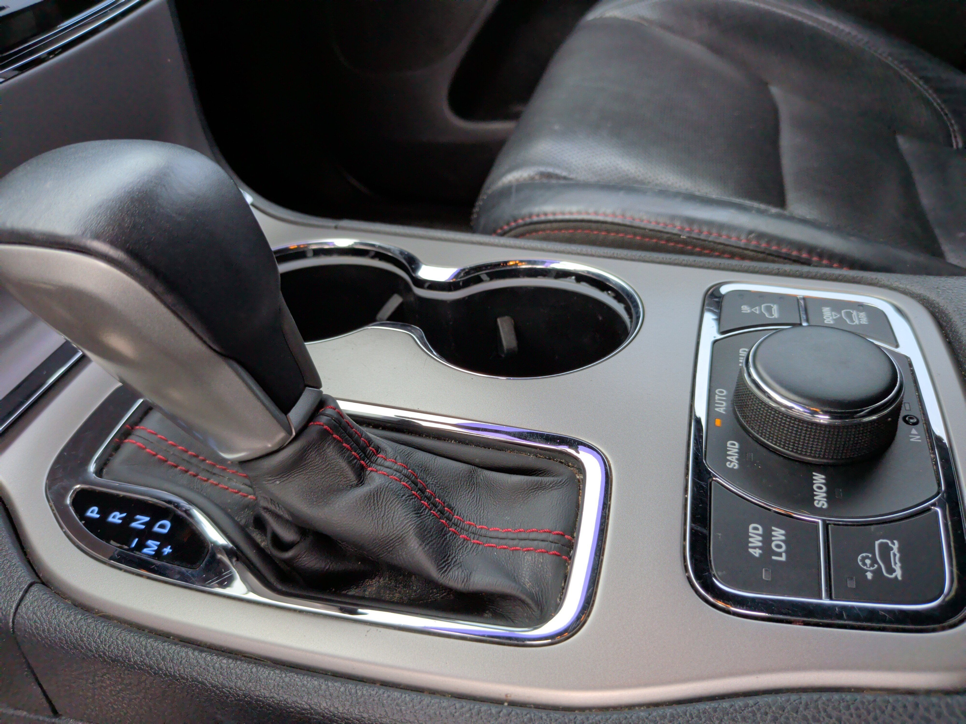 Used 2019 Jeep Grand Cherokee Trailhawk w/ Trailhawk Luxury Group image 22