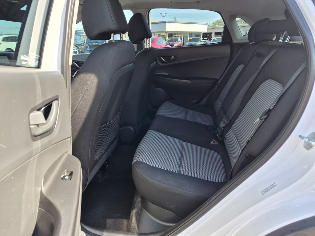 Used 2021 Hyundai Kona SEL Plus AWD/4WD image 25