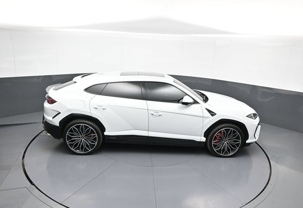 Used 2025 Lamborghini Urus SE AWD/4WD image 44
