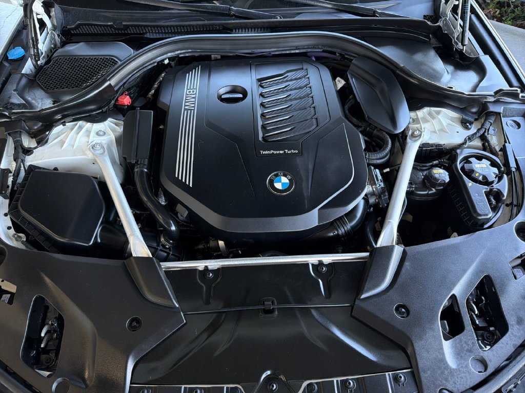 Used 2021 BMW 540i w/ Executive Package RWD image 28