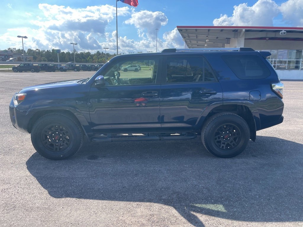 Used 2022 Toyota 4Runner SR5 image 4